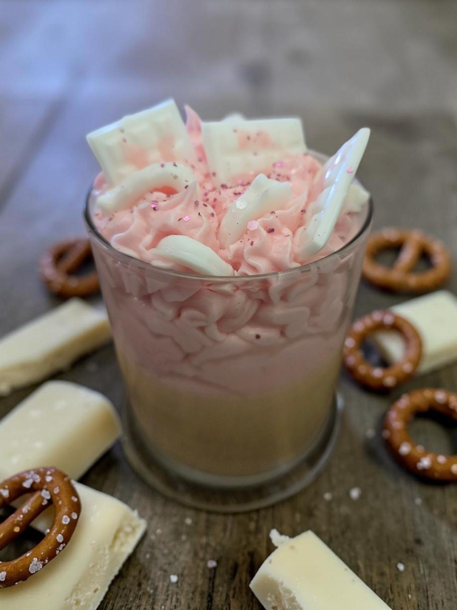 White Chocolate Pretzel Wickless Candle 9 oz